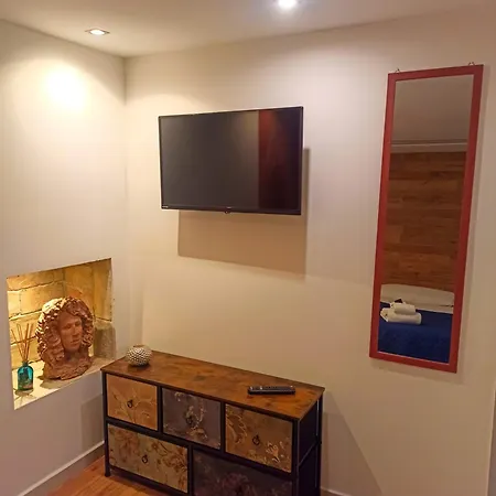 Le Mariancarve'central アパート